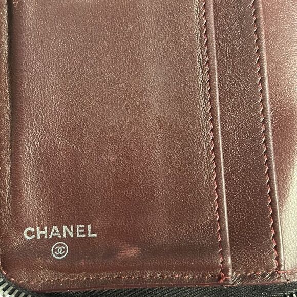 Authentic Chanel Black Zippy Wallet - Picture 15 of 16